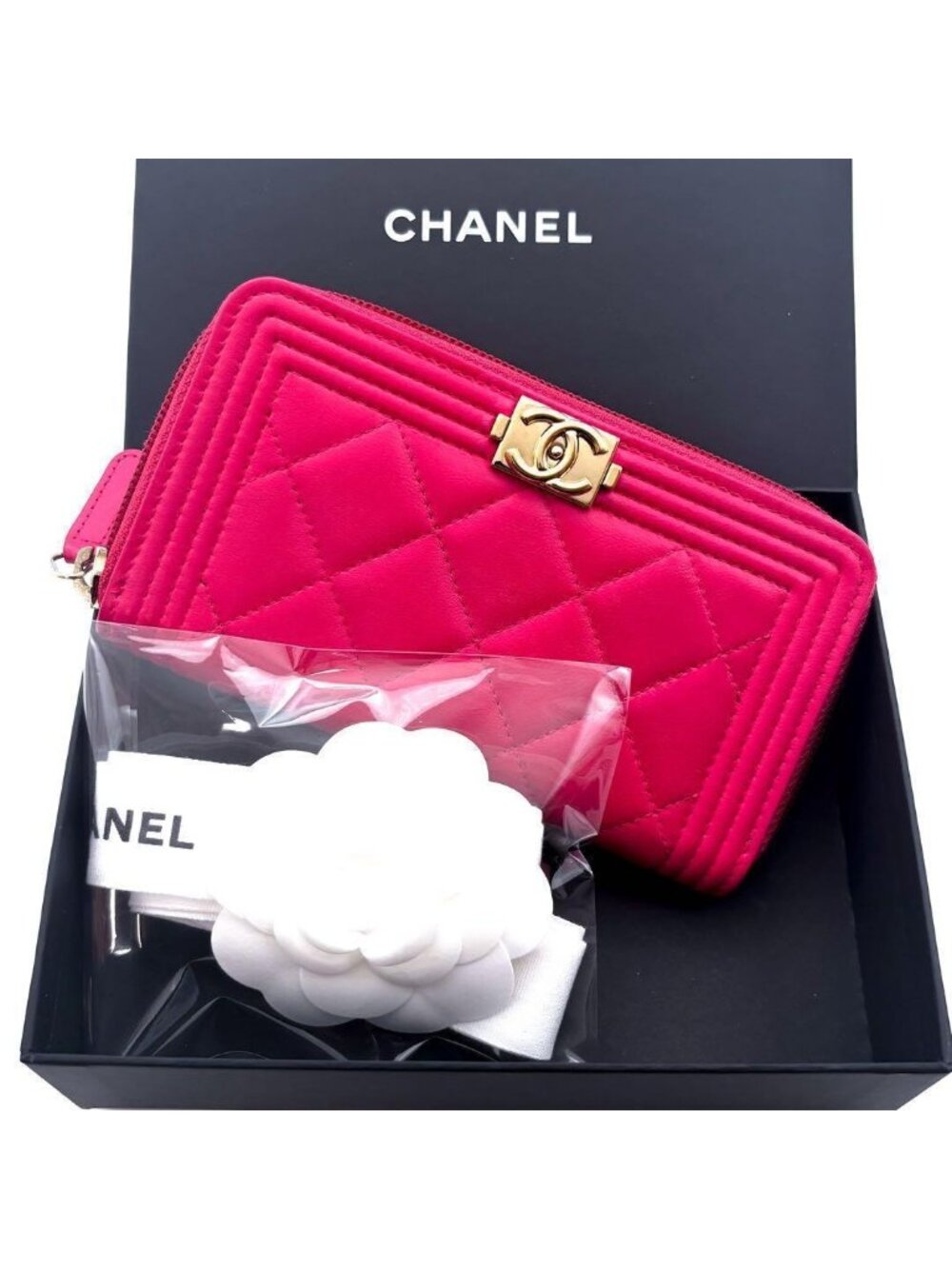 Chanel Wallet Boy Round